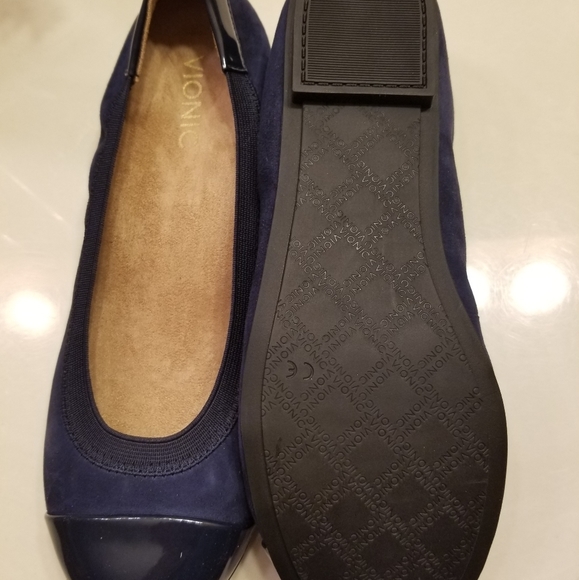 Vionic | Shoes | Vionic Navy Blue Flats | Poshmark